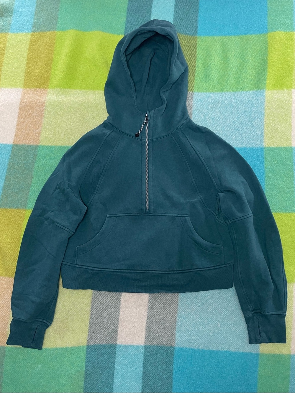 Lululemon green half zip scuba hoodie #yoga #athleisure